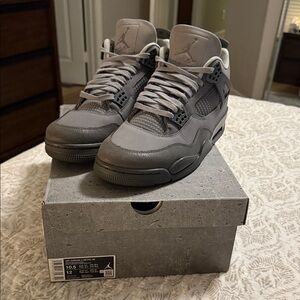 Air Jordan 4 Retro SE Wet Cement